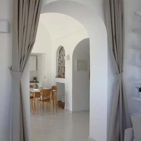 La Positanella - Bright Apartmán