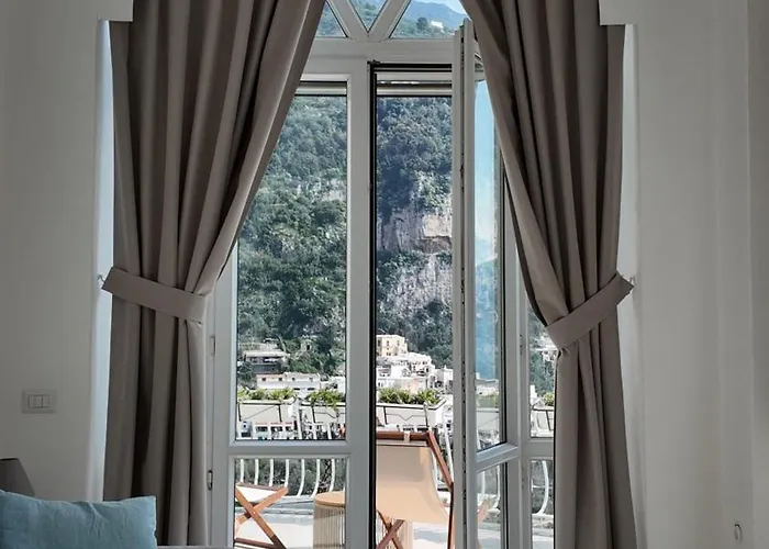 La Positanella - Bright Apartment Positano