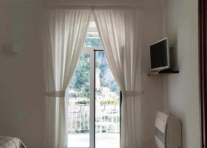 La Positanella - Bright Apartment Positano